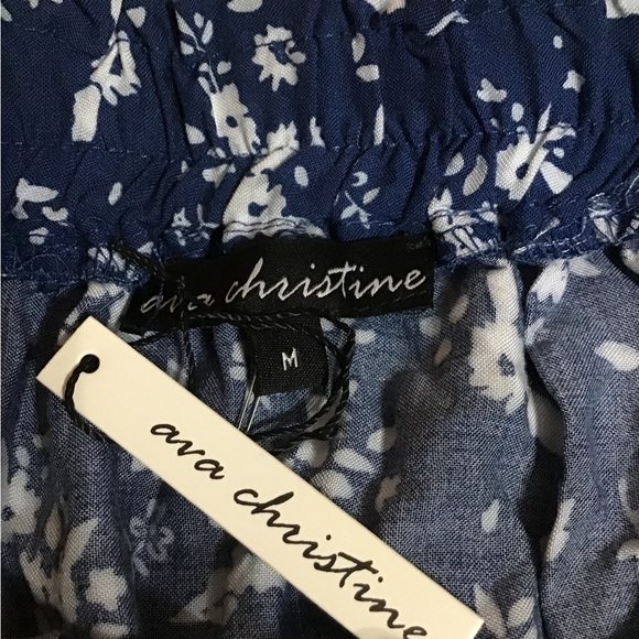 Women’s size medium NWT skirt Ava Christine - Picture 2 of 8